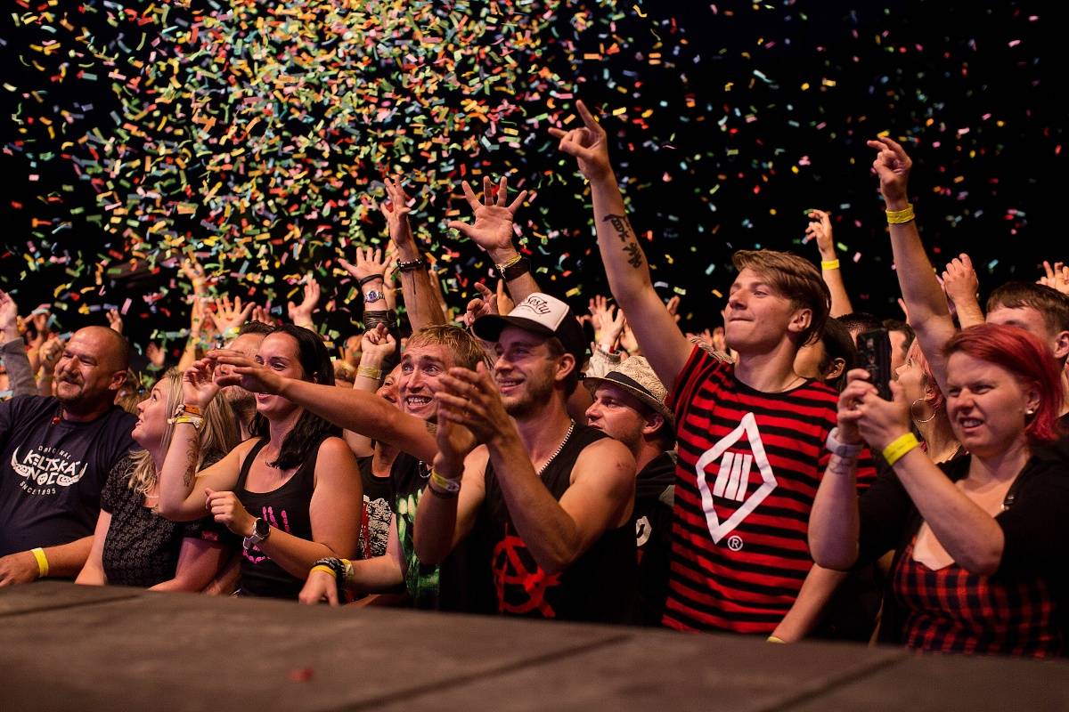 Pod harrachovským můstkem zakotvila Keltská noc, zahráli Tři sestry, Horkýže Slíže, Vypsaná fiXa nebo Wohnout