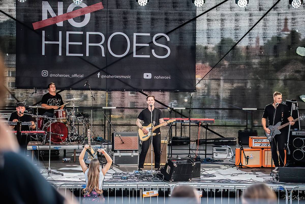 Víno, ženy, zpěv a Michal Hrůza v Třebívlicích