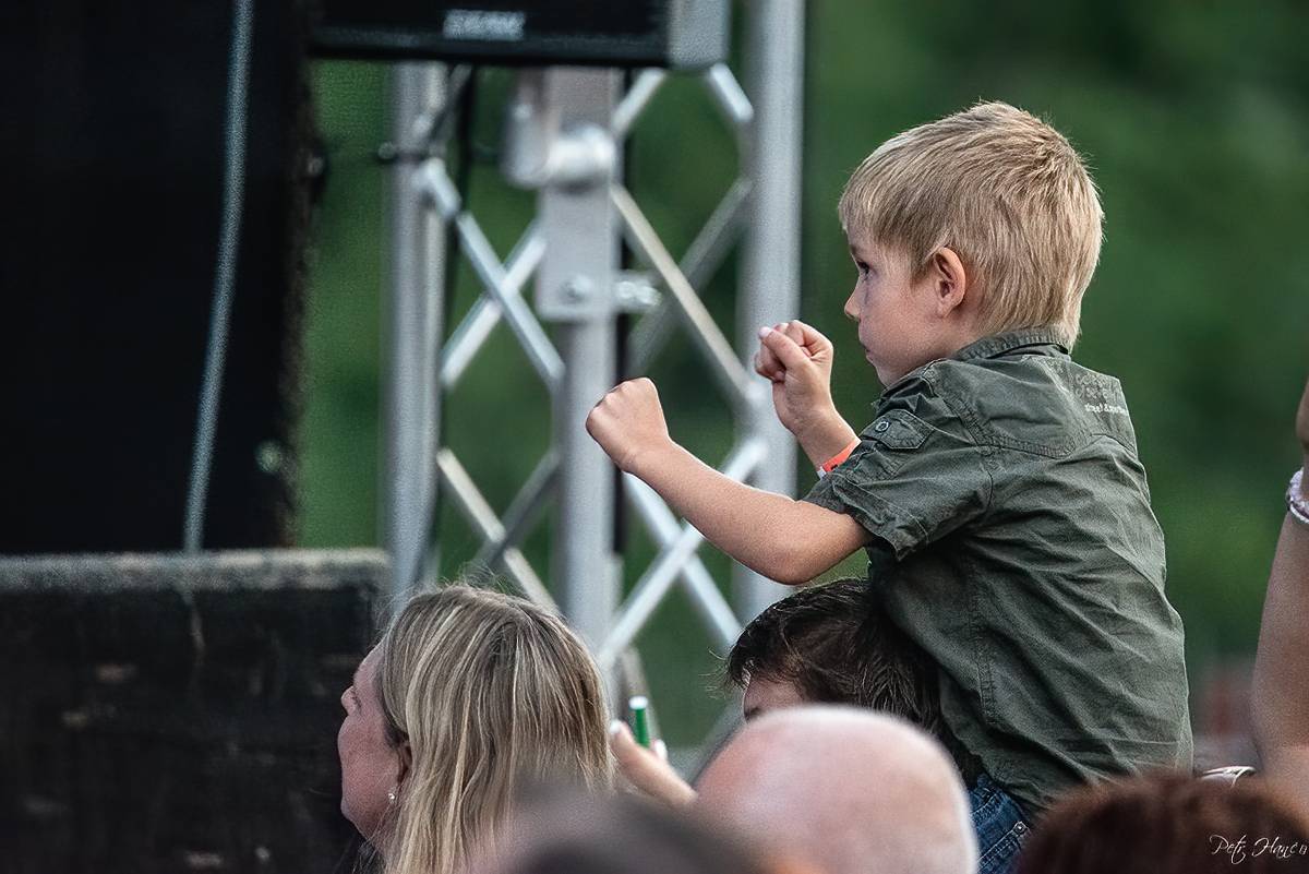 Víno, ženy, zpěv a Michal Hrůza v Třebívlicích