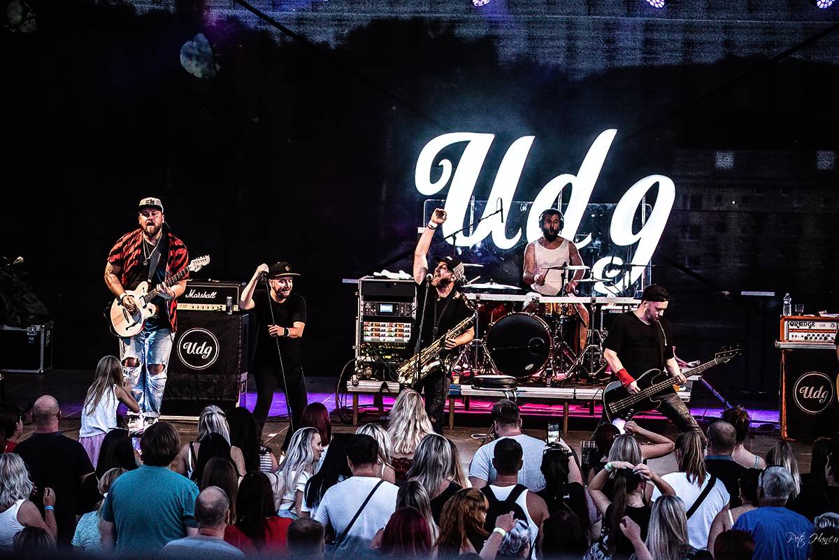 UDG to rozbalili v Třebívlicích, mezi fanoušky poslali bicí