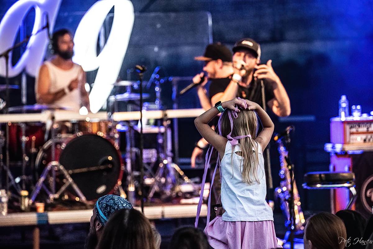 UDG to rozbalili v Třebívlicích, mezi fanoušky poslali bicí