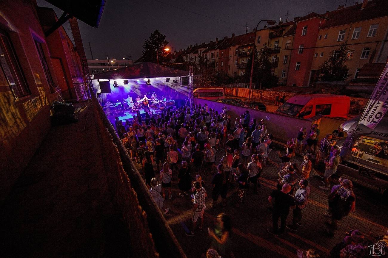 Monkey Business se cítili jako v Iráku, Matěj Ruppert ukazoval svoje kalhotky