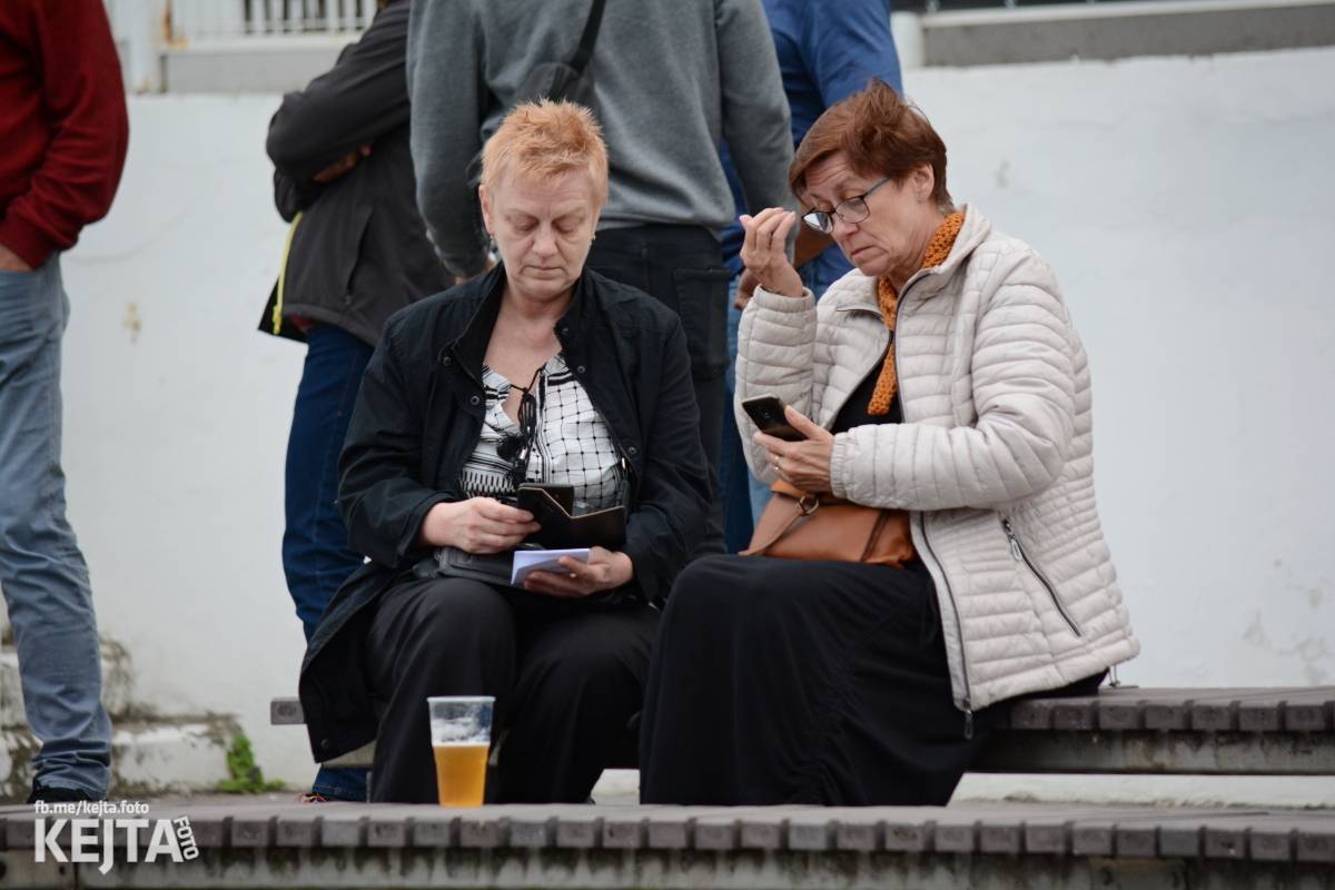 30 let bez okupantů: Pražský výběr Symphony a utajený host Petr Janda