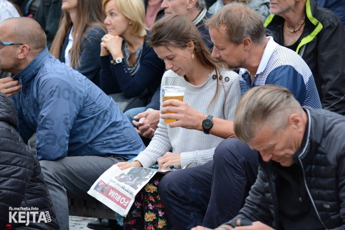 30 let bez okupantů: Pražský výběr Symphony a utajený host Petr Janda