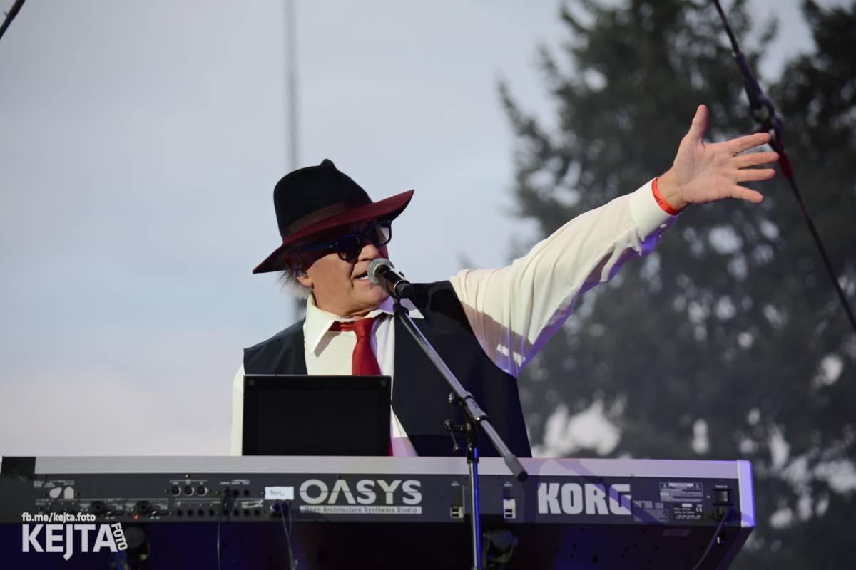 30 let bez okupantů: Pražský výběr Symphony a utajený host Petr Janda