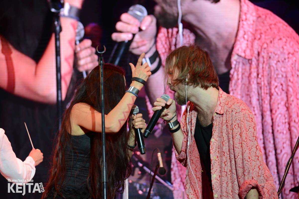 30 let bez okupantů: Pražský výběr Symphony a utajený host Petr Janda