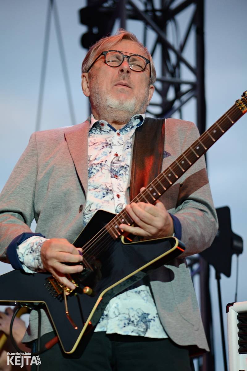 30 let bez okupantů: Pražský výběr Symphony a utajený host Petr Janda