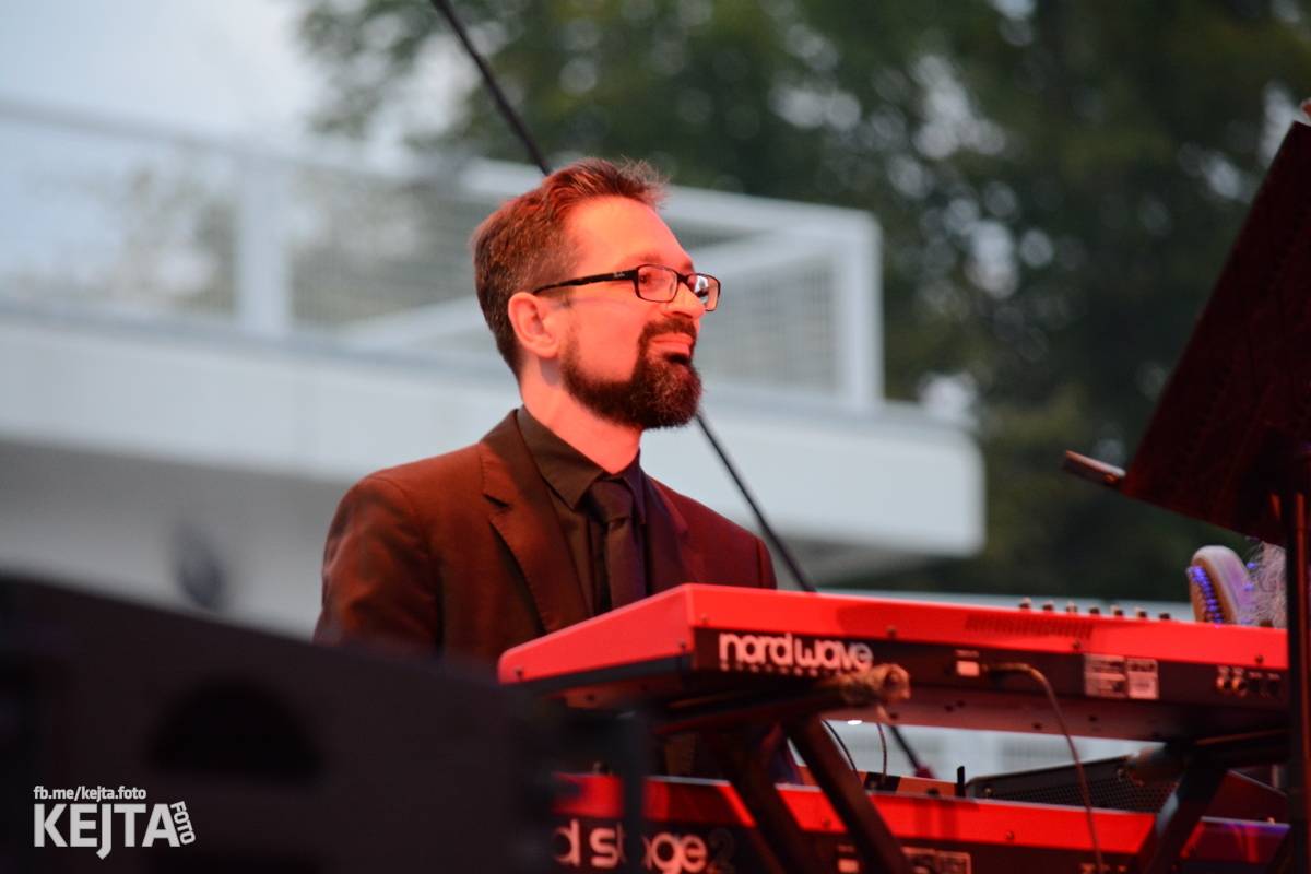 30 let bez okupantů: Pražský výběr Symphony a utajený host Petr Janda