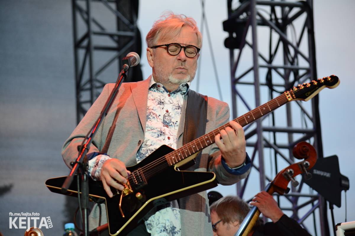 30 let bez okupantů: Pražský výběr Symphony a utajený host Petr Janda