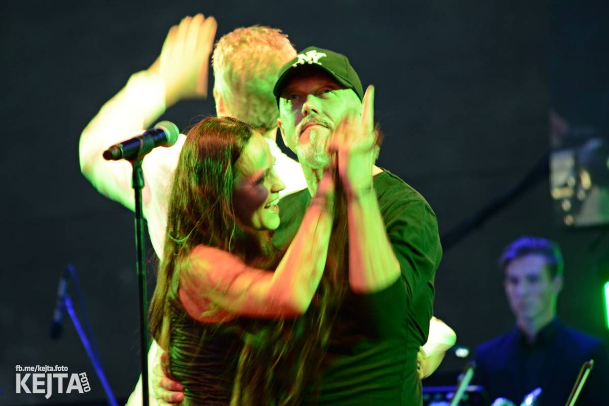 30 let bez okupantů: Pražský výběr Symphony a utajený host Petr Janda