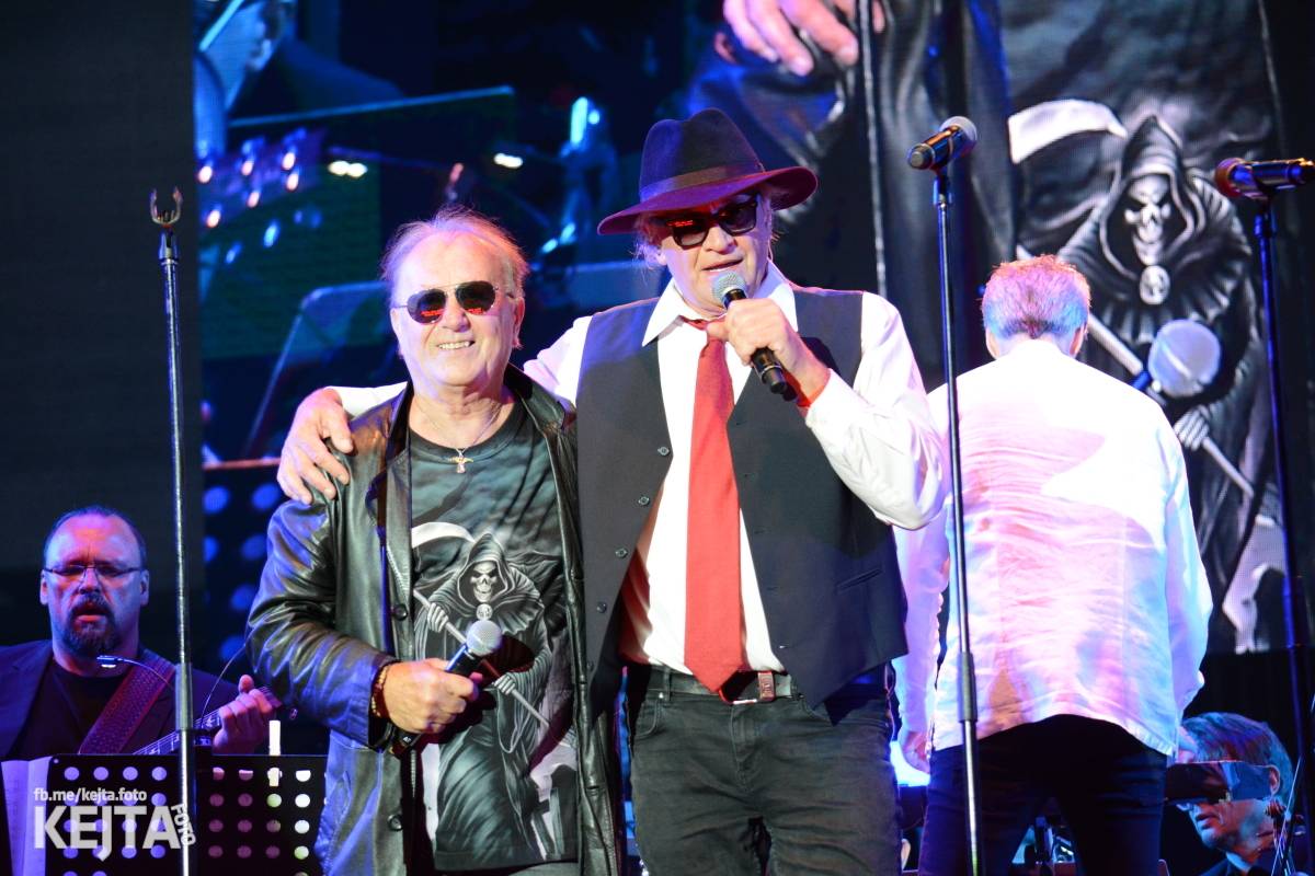 30 let bez okupantů: Pražský výběr Symphony a utajený host Petr Janda