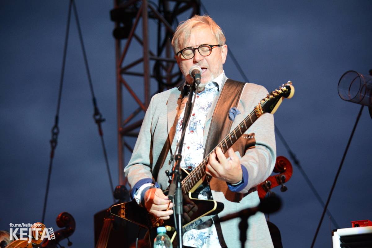 30 let bez okupantů: Pražský výběr Symphony a utajený host Petr Janda