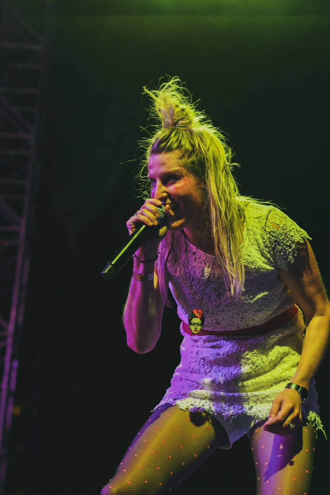 Živelní Gaia Mesiah přivezli do Ledáren Braník pozitivní energii