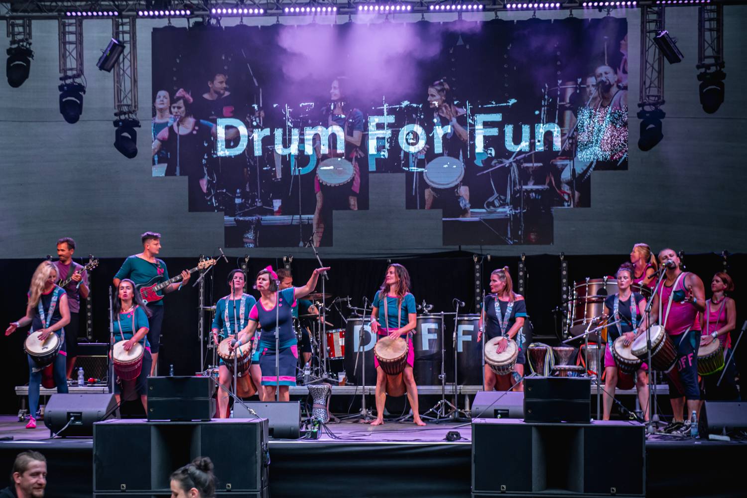 On-line fotoreport z Artu Kusu: Dnes dorazí Vltava, McGey, DUB FX a mnoho dalších