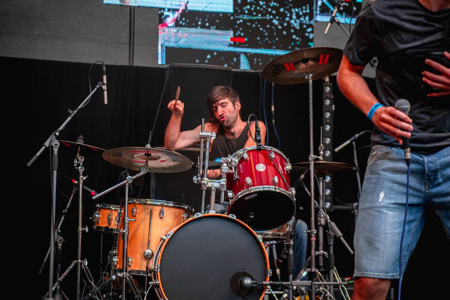 On-line fotoreport z Artu Kusu: Dnes dorazí Vltava, McGey, DUB FX a mnoho dalších