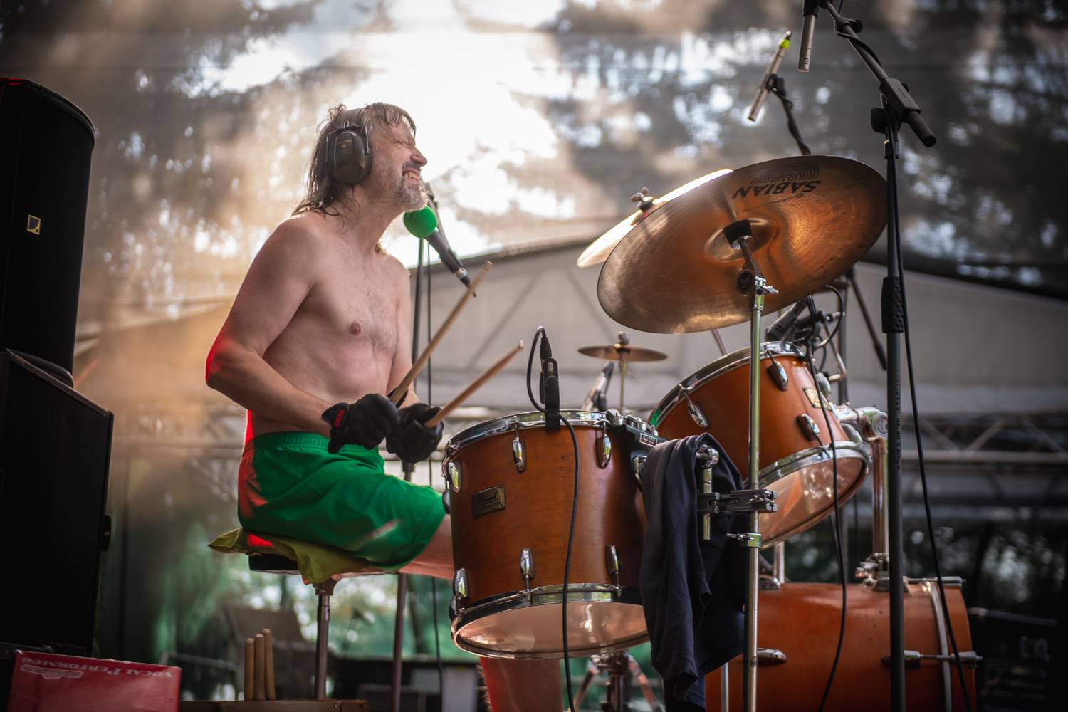 On-line z třetího dne Artu Kusu: Sobotní den ve znamení divadla, MYDY, Bobana Markoviče a dalších