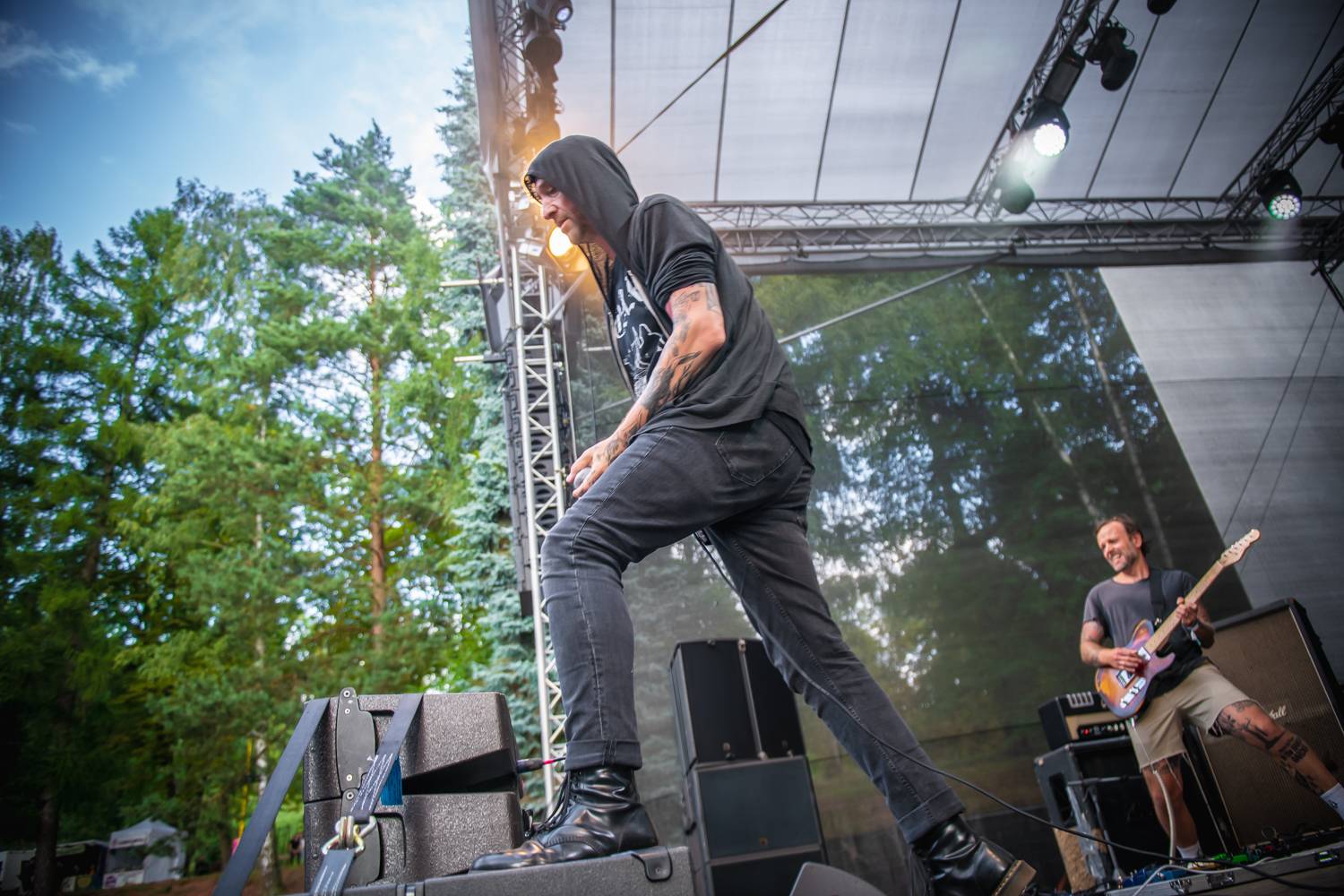 On-line z třetího dne Artu Kusu: Sobotní den ve znamení divadla, MYDY, Bobana Markoviče a dalších