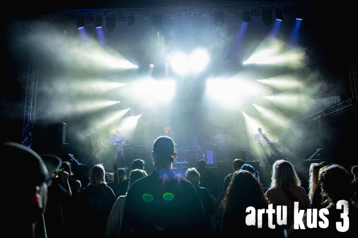 On-line z třetího dne Artu Kusu: Sobotní den ve znamení divadla, MYDY, Bobana Markoviče a dalších