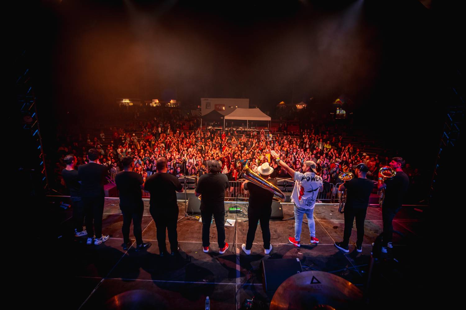 On-line z třetího dne Artu Kusu: Sobotní den ve znamení divadla, MYDY, Bobana Markoviče a dalších