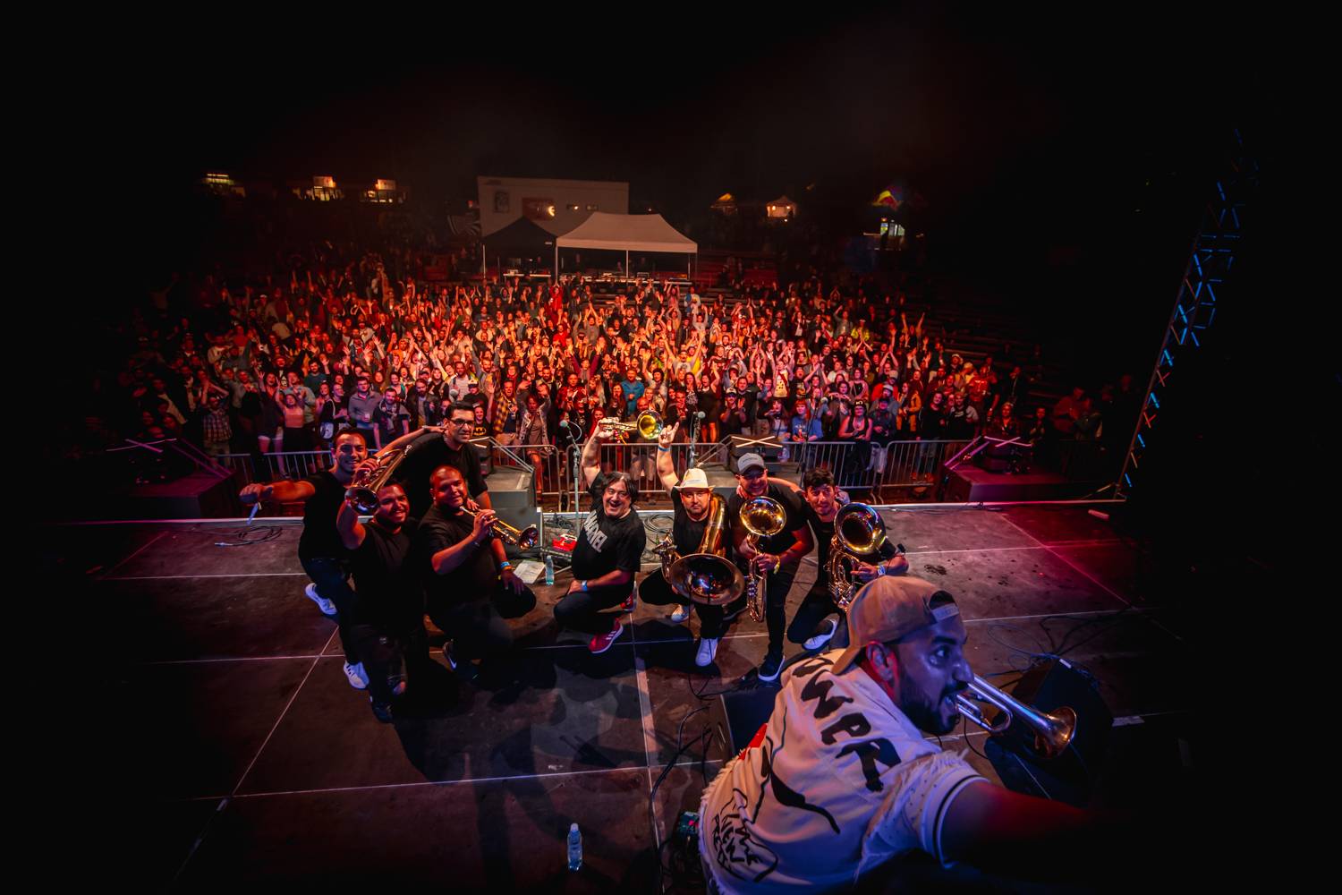 On-line z třetího dne Artu Kusu: Sobotní den ve znamení divadla, MYDY, Bobana Markoviče a dalších