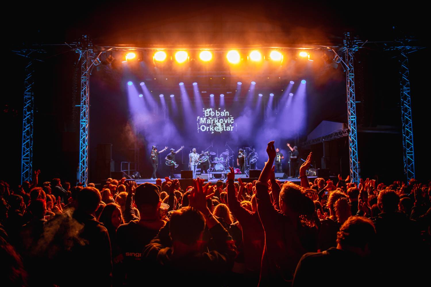 On-line z třetího dne Artu Kusu: Sobotní den ve znamení divadla, MYDY, Bobana Markoviče a dalších