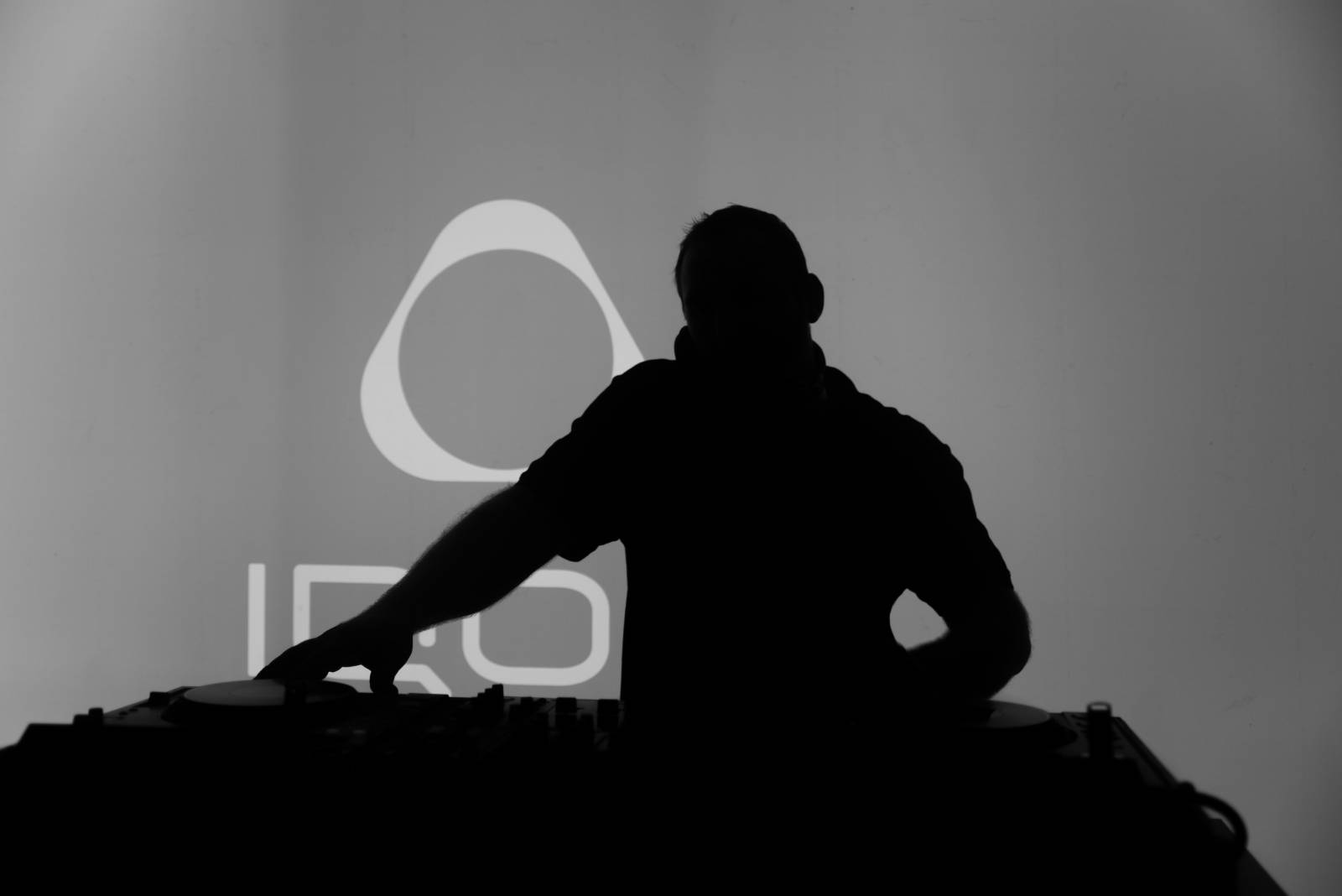 Druhý den filmového festivalu ve znamení premiér, rozruch vyvolal film Bestsellery