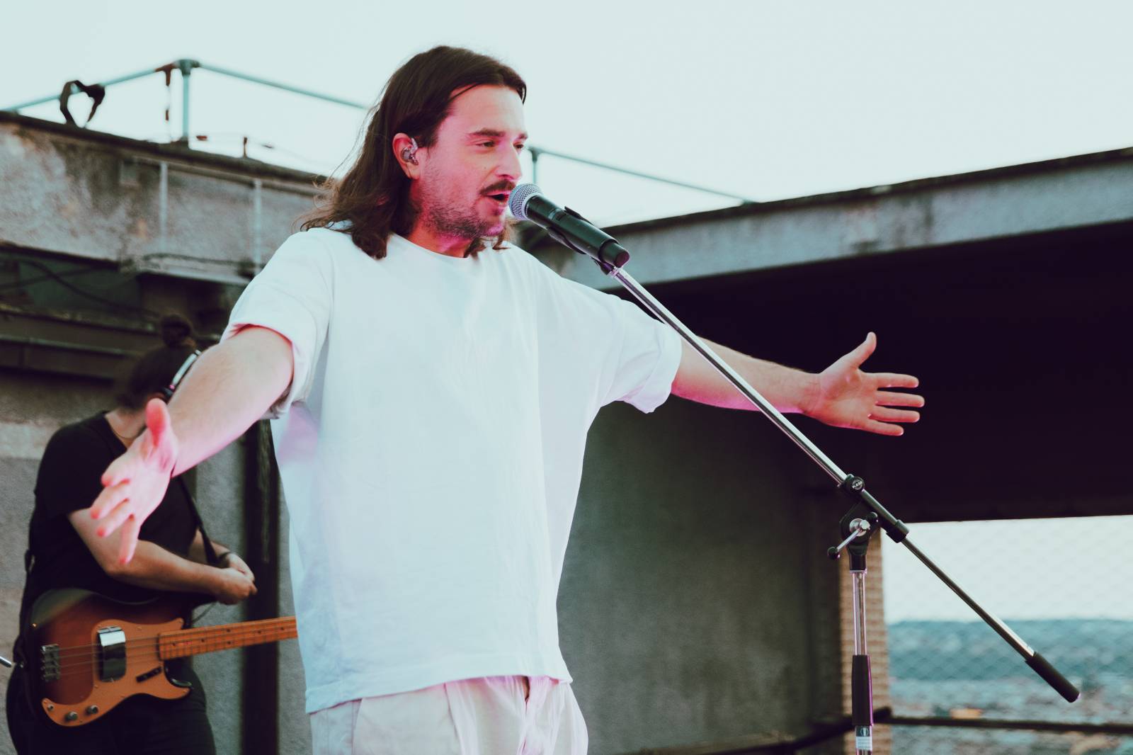 Billy Barman si podmanili Střechu Radost, i přes zákaz skákání se fanoušci bavili