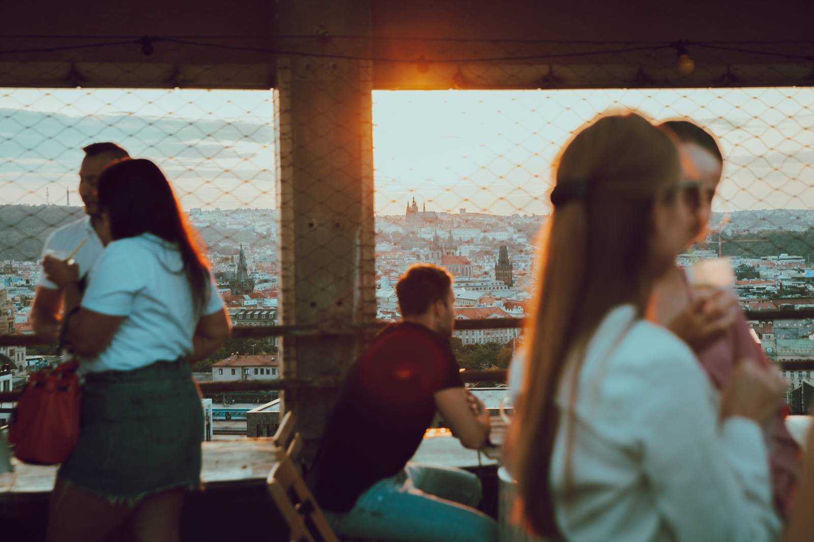 Billy Barman si podmanili Střechu Radost, i přes zákaz skákání se fanoušci bavili