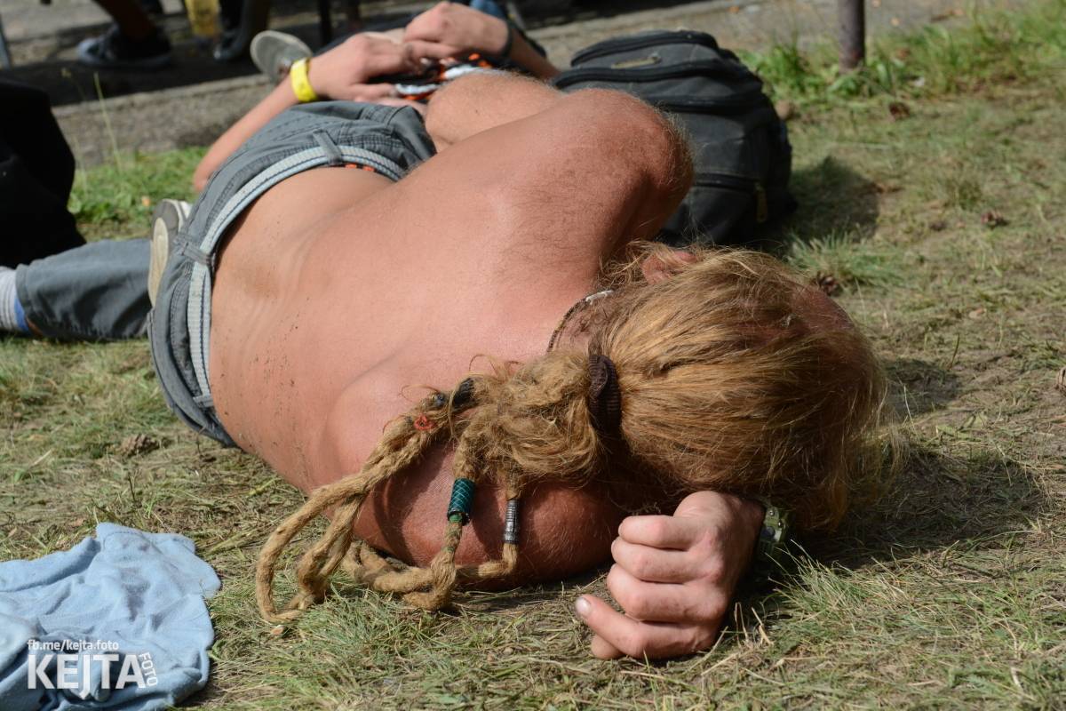 Ska-punková párty na Valníku. V sobotu zahráli Fast Food Orchestra, The Fialky, Krucipüsk a další