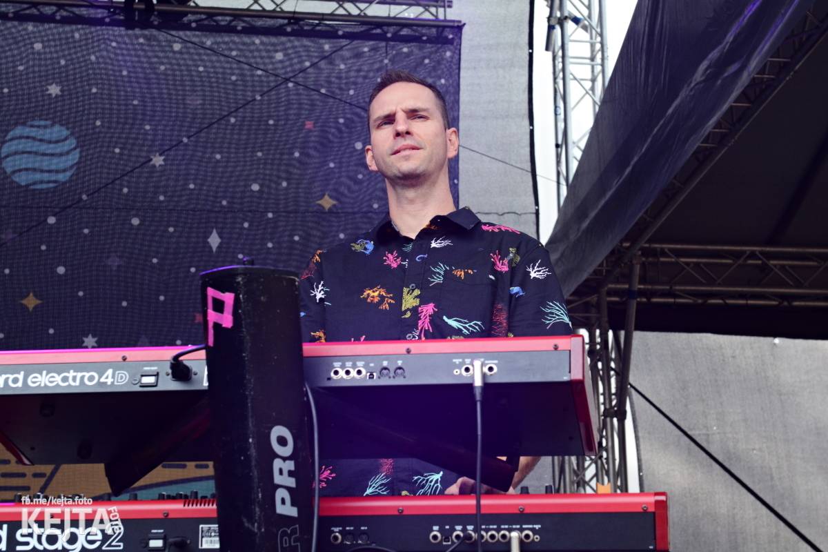 Ska-punková párty na Valníku. V sobotu zahráli Fast Food Orchestra, The Fialky, Krucipüsk a další