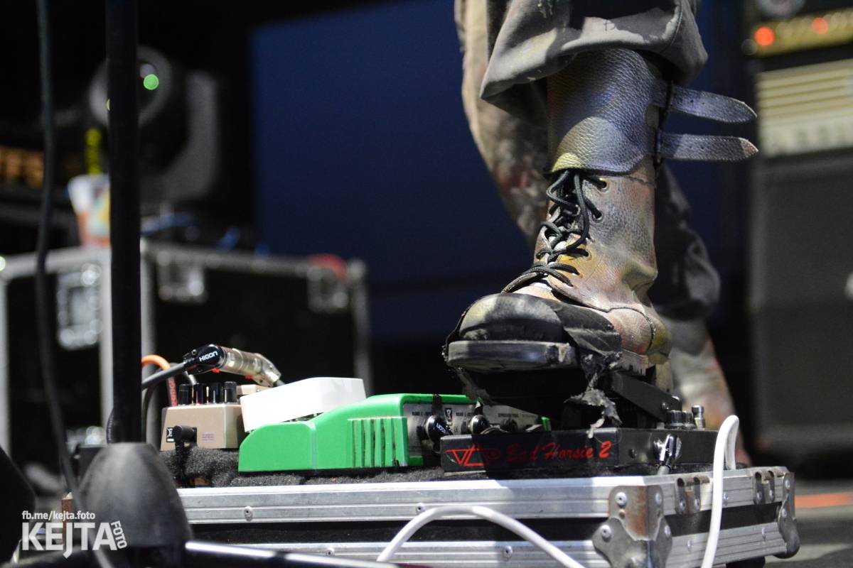 Ska-punková párty na Valníku. V sobotu zahráli Fast Food Orchestra, The Fialky, Krucipüsk a další