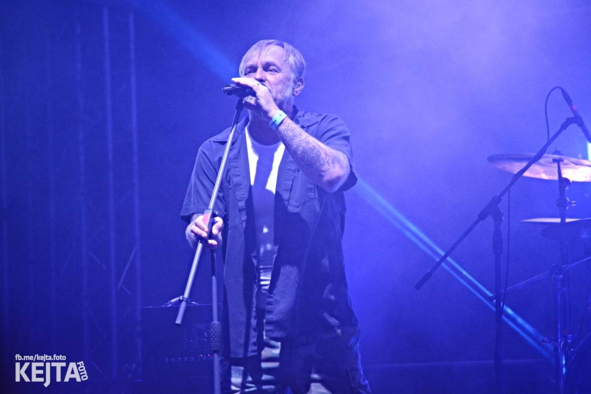 Ska-punková párty na Valníku. V sobotu zahráli Fast Food Orchestra, The Fialky, Krucipüsk a další