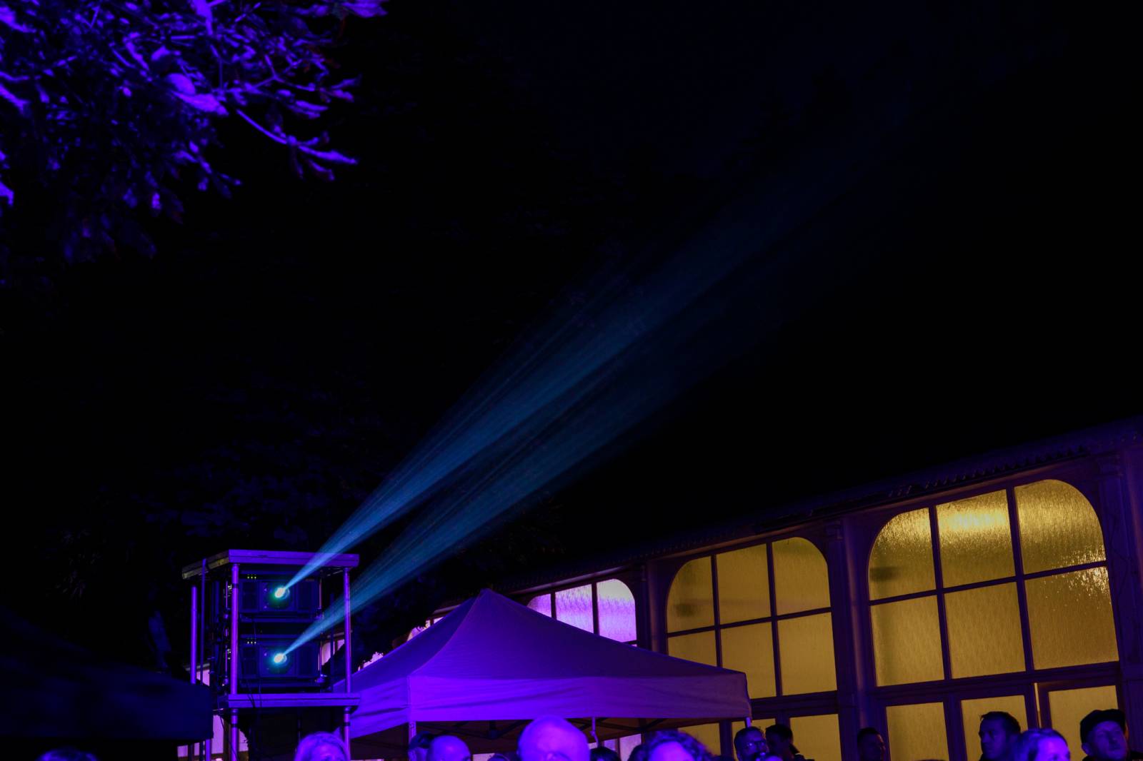 Monkey Business otevřeli v Karlových Varech legendární klub Kaiser 55, zahrál také Michael V. a Robot