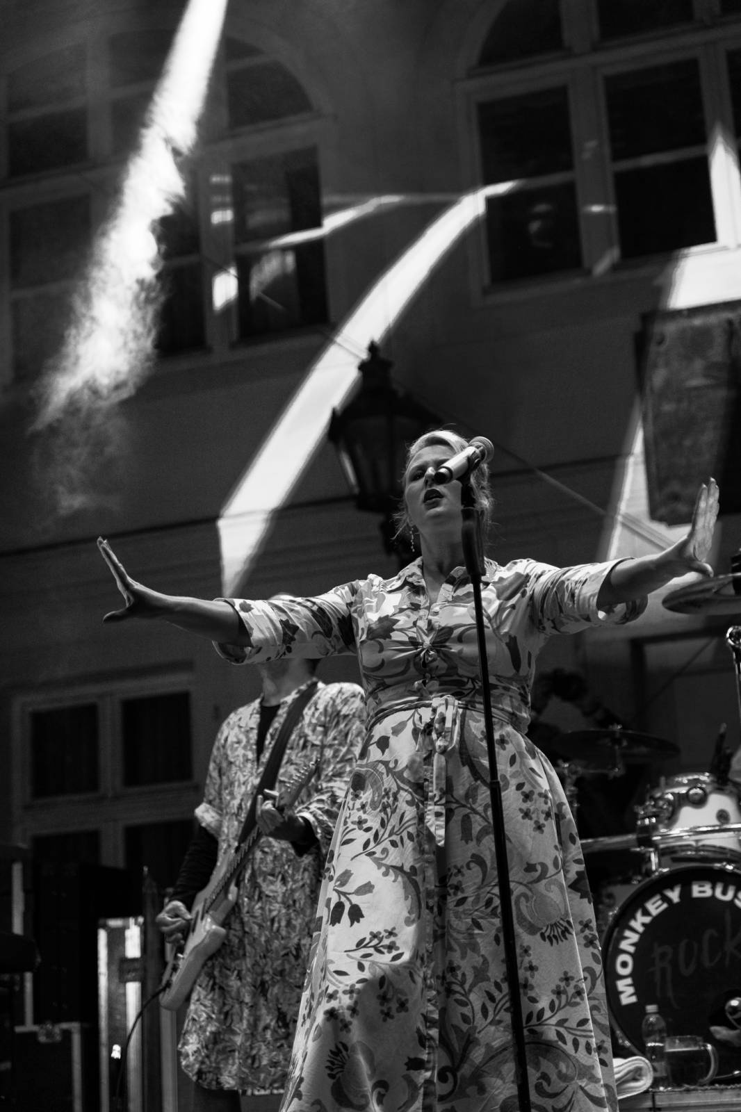 Monkey Business otevřeli v Karlových Varech legendární klub Kaiser 55, zahrál také Michael V. a Robot