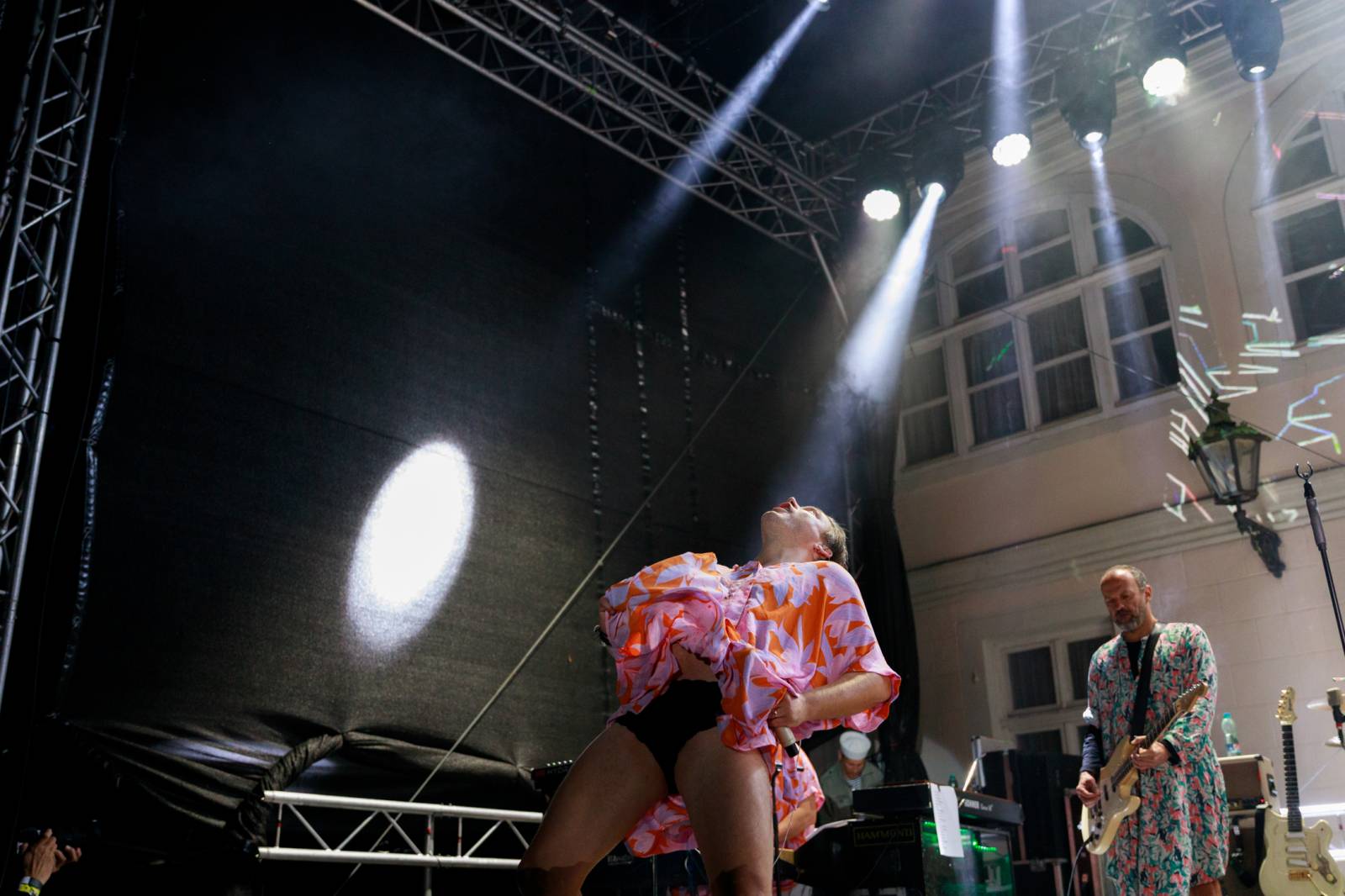 Monkey Business otevřeli v Karlových Varech legendární klub Kaiser 55, zahrál také Michael V. a Robot