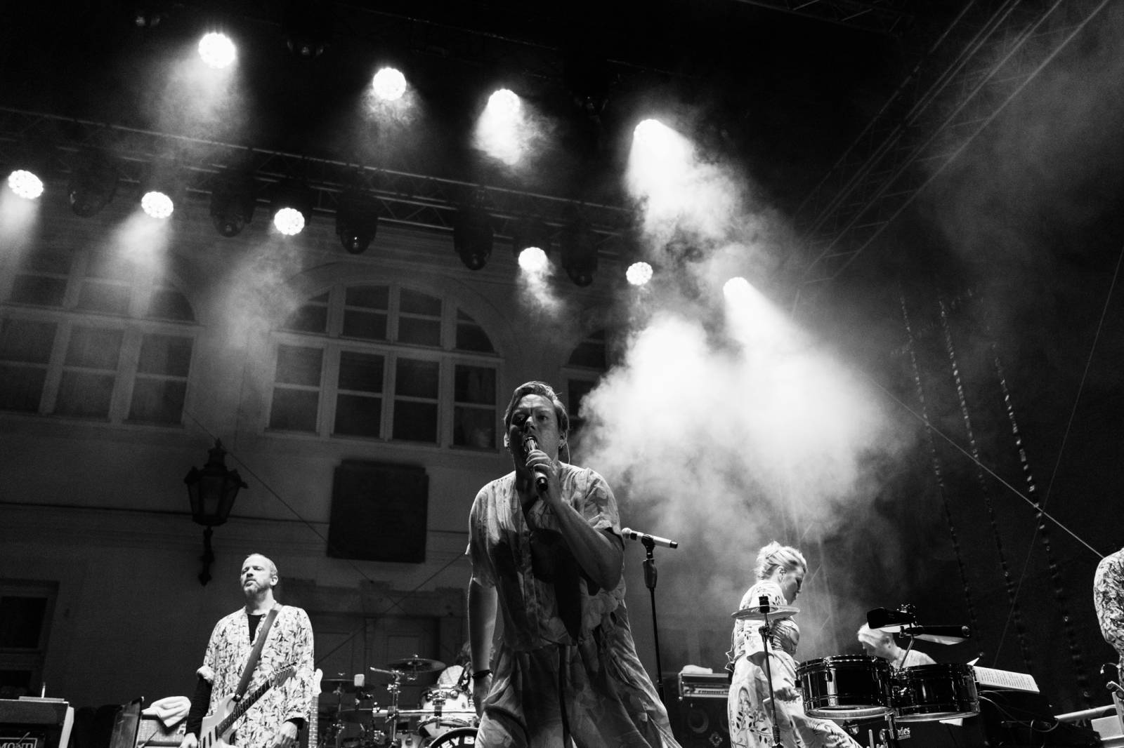 Monkey Business otevřeli v Karlových Varech legendární klub Kaiser 55, zahrál také Michael V. a Robot