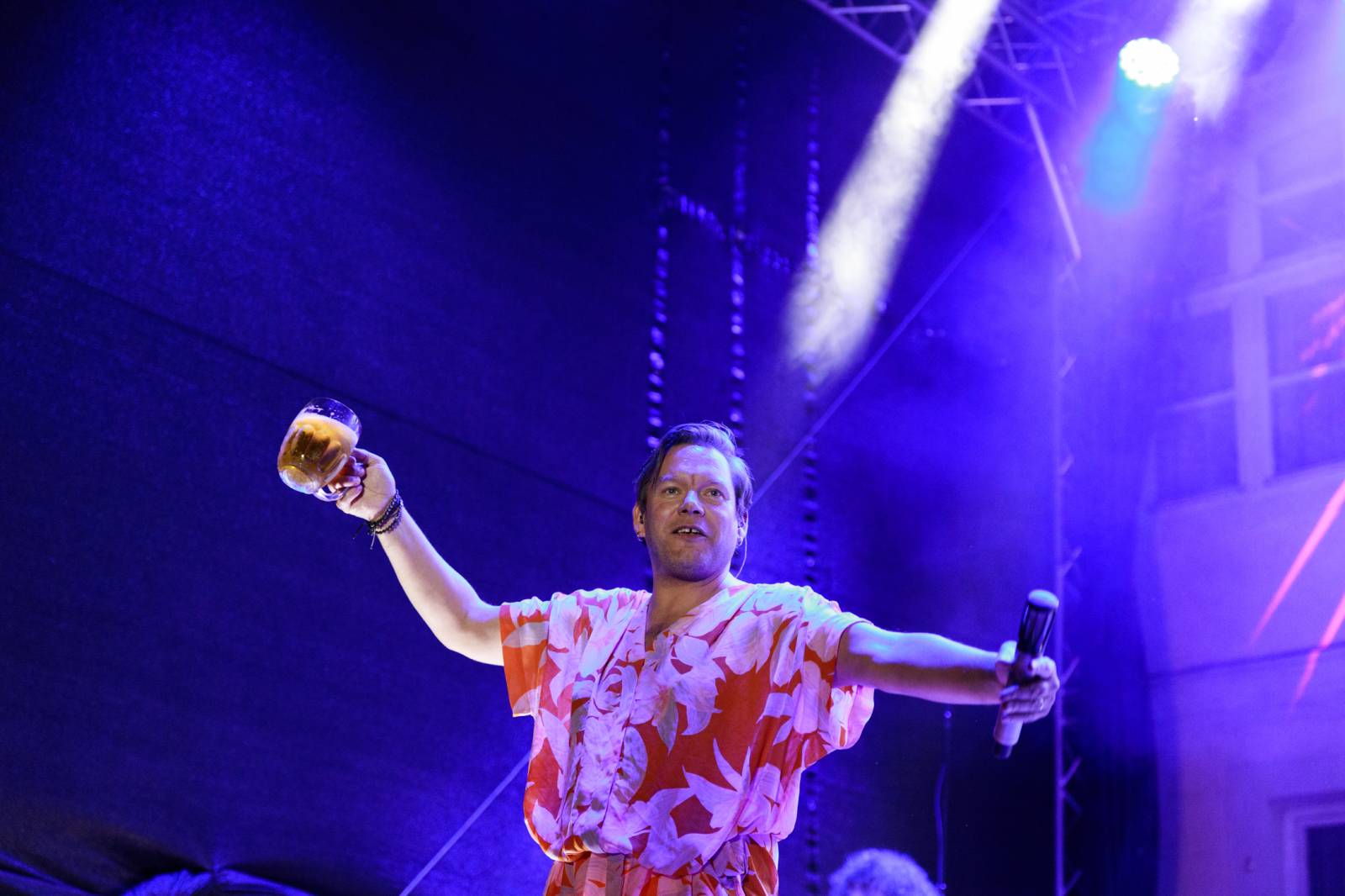 Monkey Business otevřeli v Karlových Varech legendární klub Kaiser 55, zahrál také Michael V. a Robot