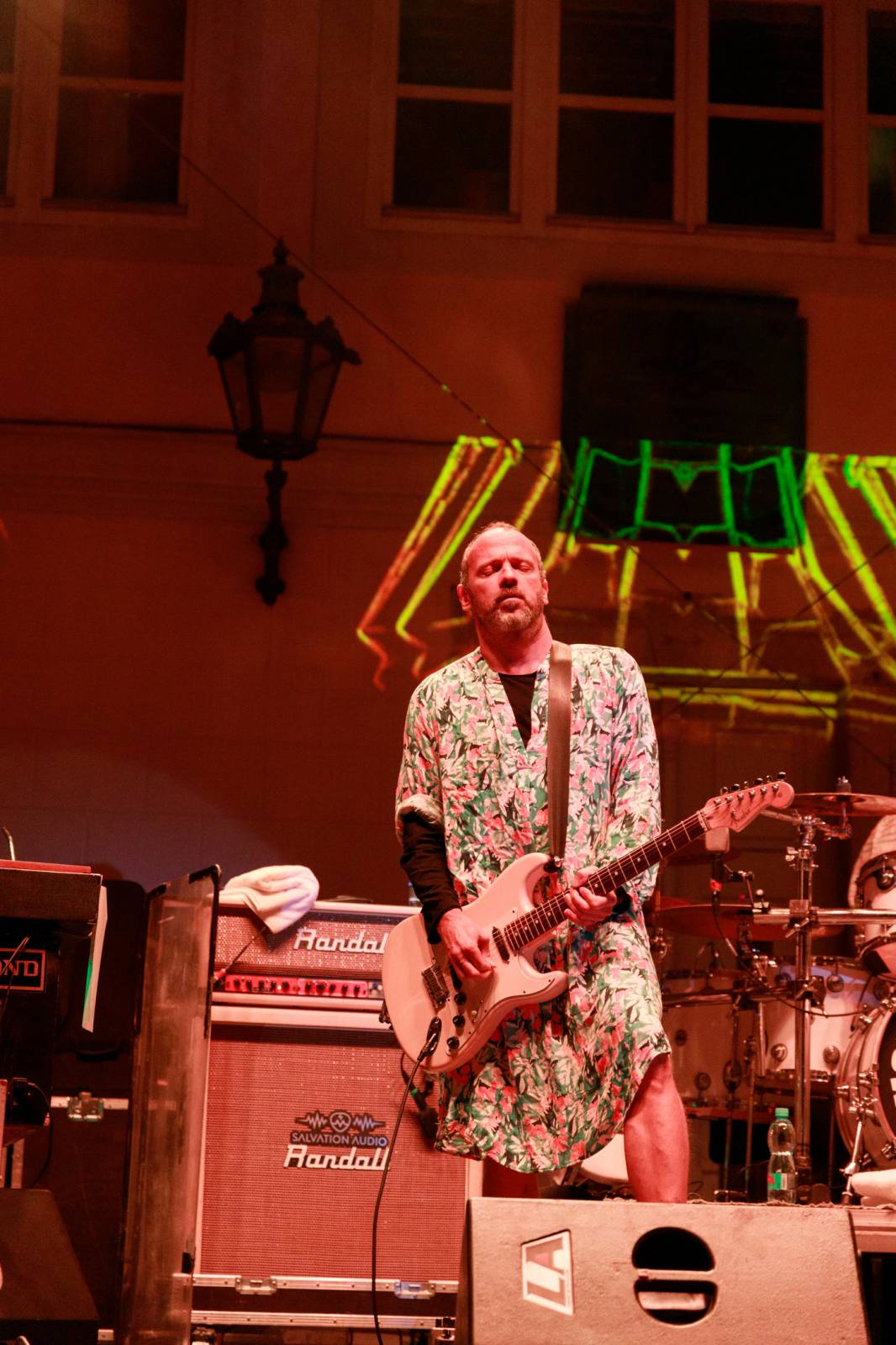 Monkey Business otevřeli v Karlových Varech legendární klub Kaiser 55, zahrál také Michael V. a Robot