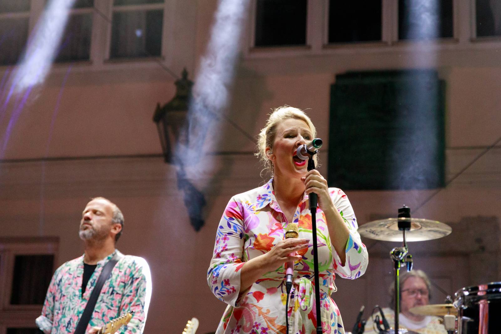 Monkey Business otevřeli v Karlových Varech legendární klub Kaiser 55, zahrál také Michael V. a Robot