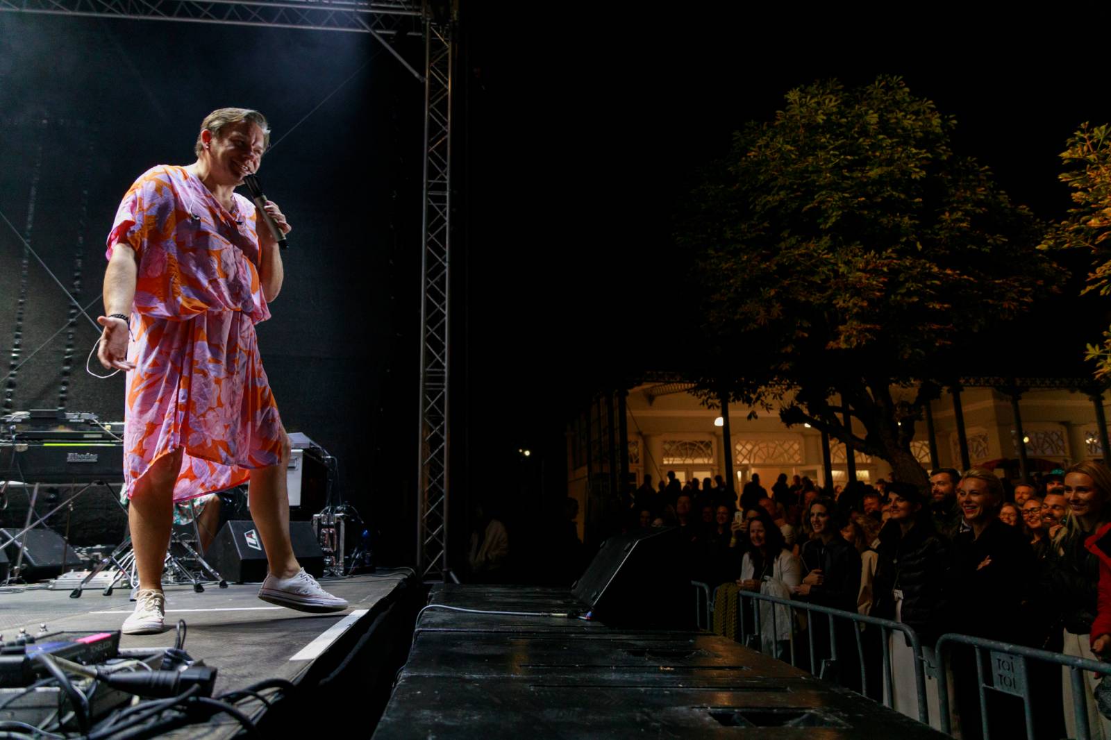 Monkey Business otevřeli v Karlových Varech legendární klub Kaiser 55, zahrál také Michael V. a Robot