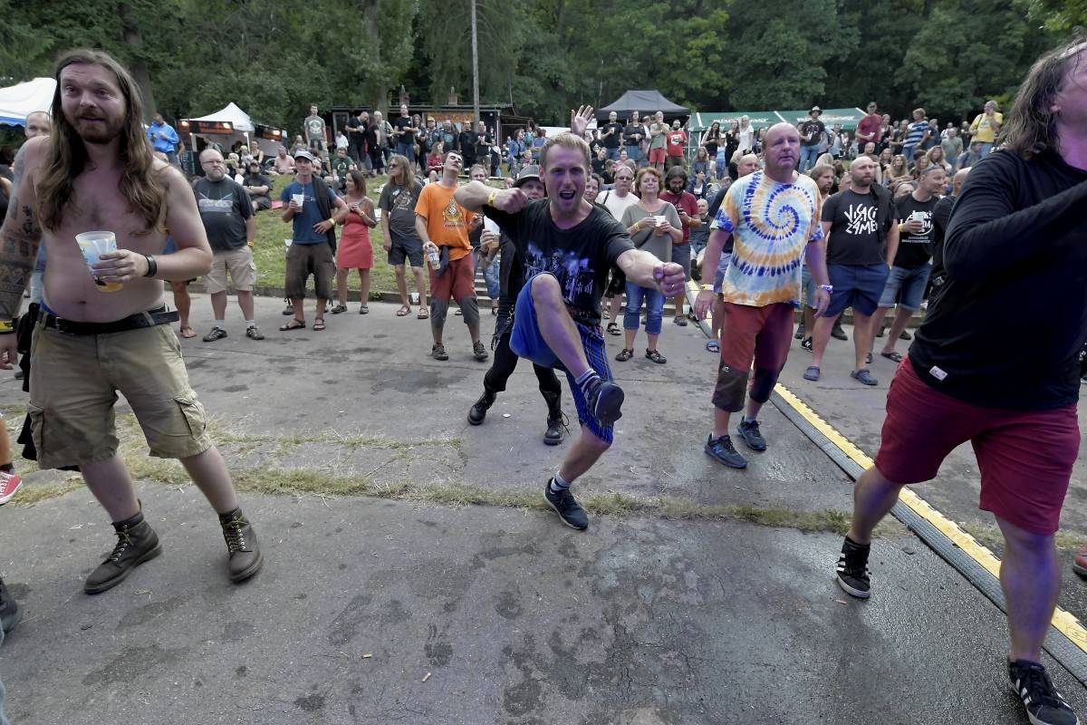 TrutnOFF přinesl do Brna spikleneckou atmosféru, zahráli Michal Prokop, Pražský výběr i Visací zámek