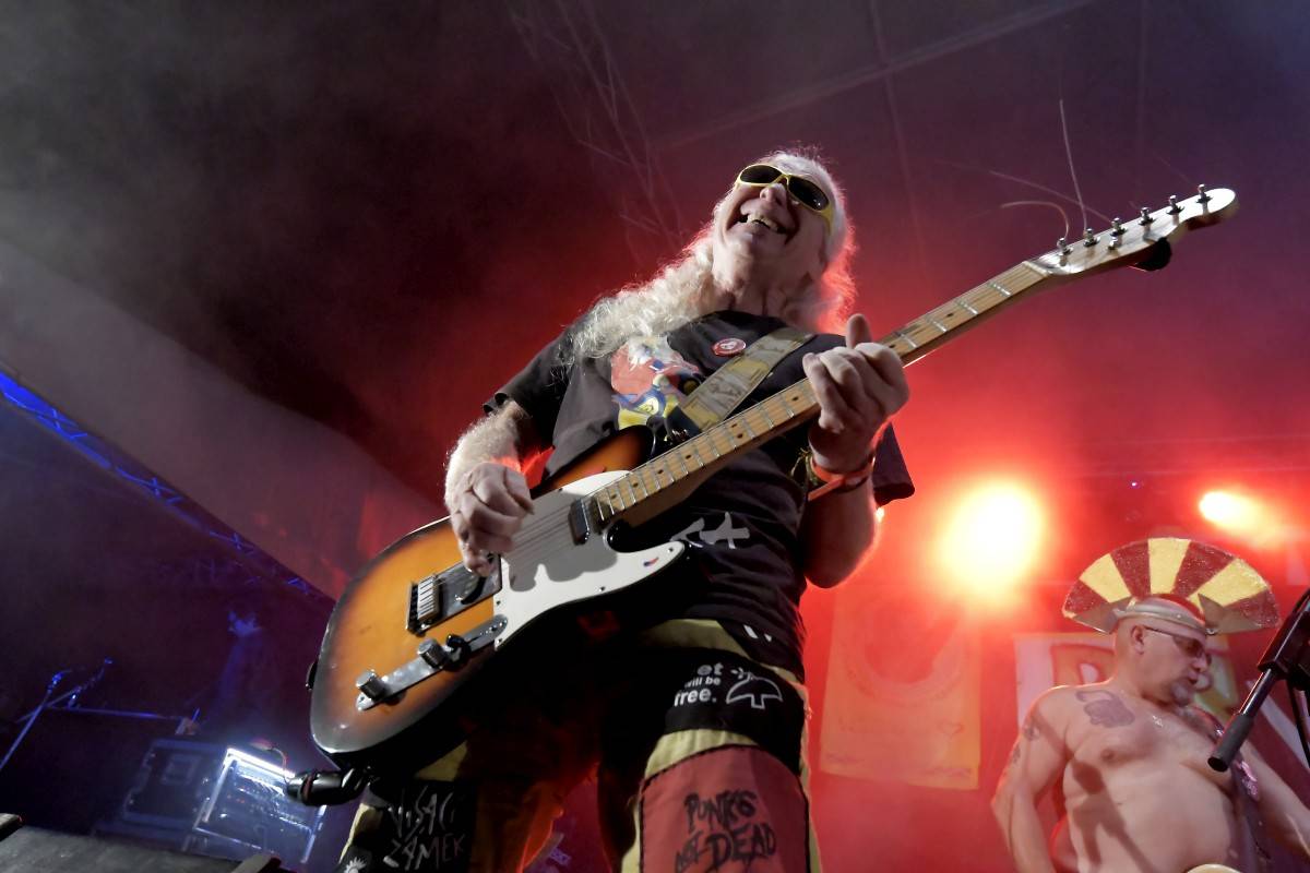 TrutnOFF přinesl do Brna spikleneckou atmosféru, zahráli Michal Prokop, Pražský výběr i Visací zámek