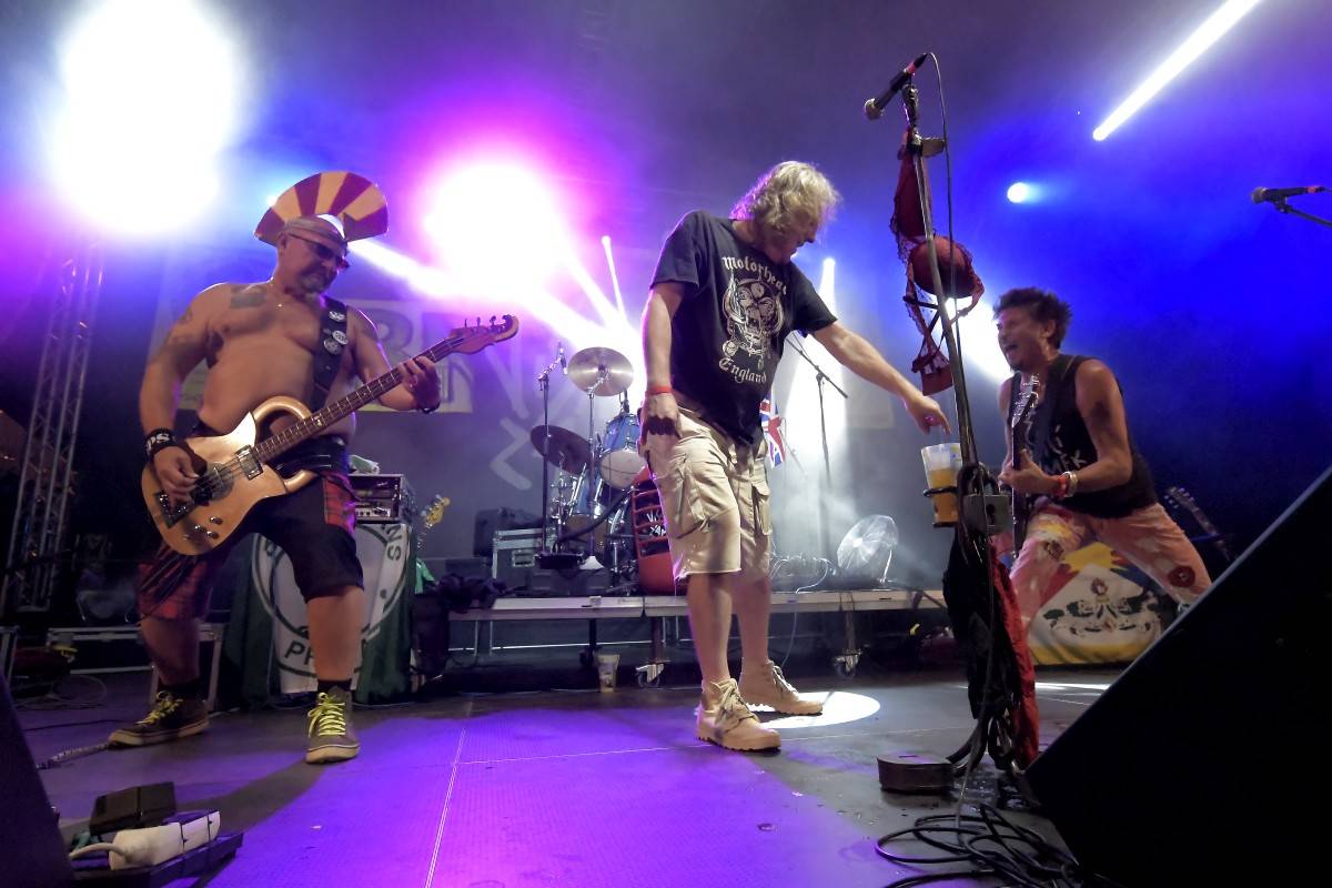 TrutnOFF přinesl do Brna spikleneckou atmosféru, zahráli Michal Prokop, Pražský výběr i Visací zámek