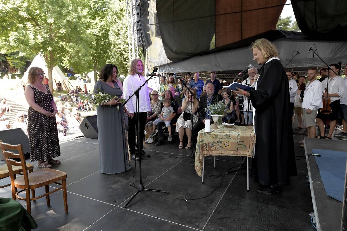 TrutnOFF přinesl do Brna spikleneckou atmosféru, zahráli Michal Prokop, Pražský výběr i Visací zámek