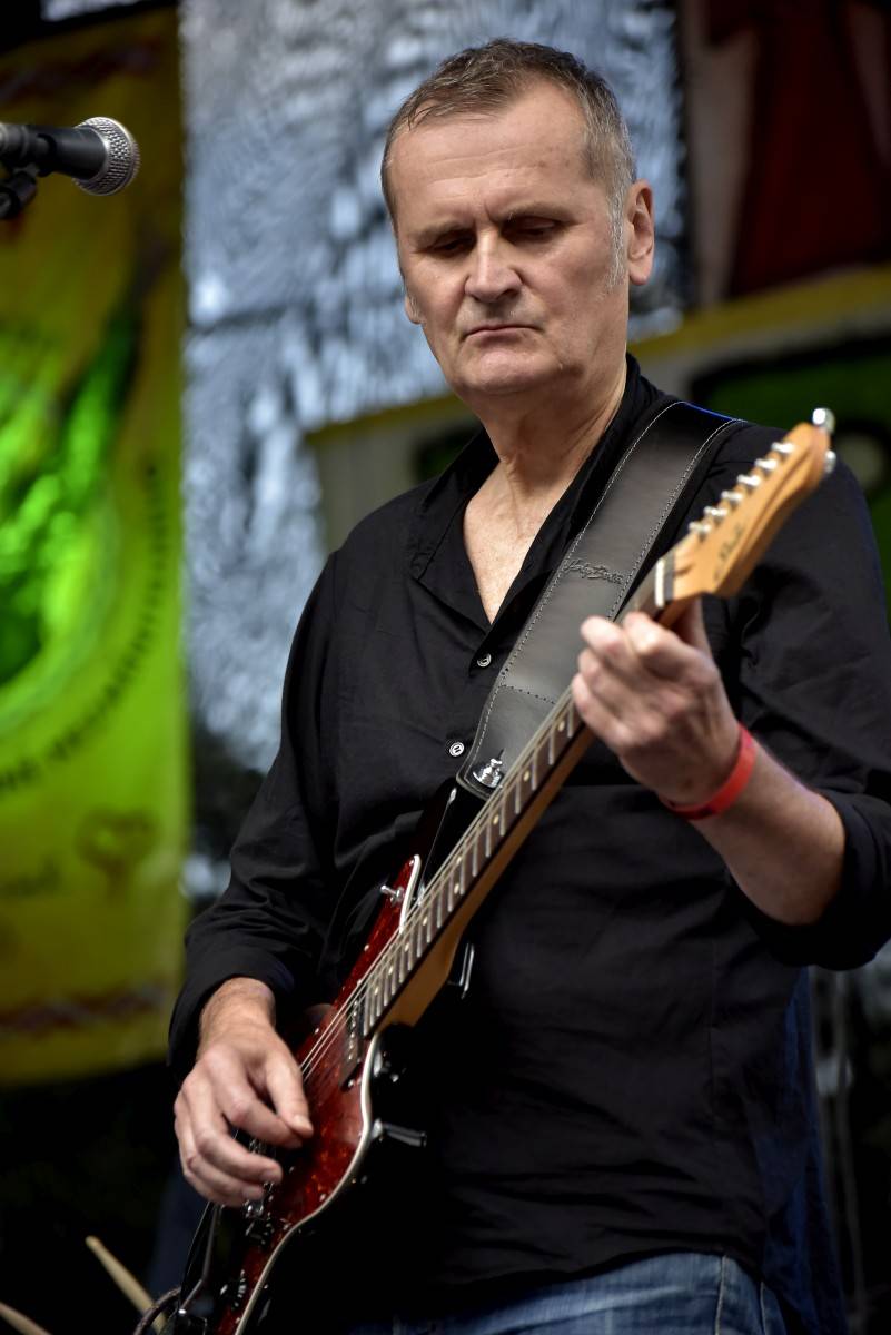 TrutnOFF přinesl do Brna spikleneckou atmosféru, zahráli Michal Prokop, Pražský výběr i Visací zámek