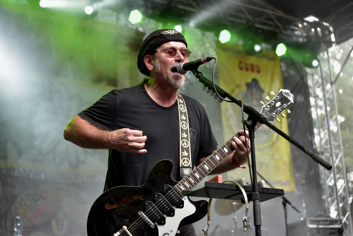 TrutnOFF přinesl do Brna spikleneckou atmosféru, zahráli Michal Prokop, Pražský výběr i Visací zámek