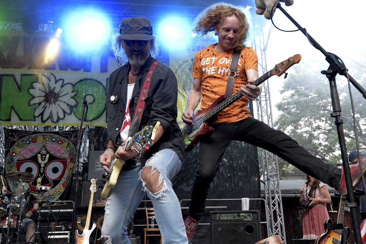 TrutnOFF přinesl do Brna spikleneckou atmosféru, zahráli Michal Prokop, Pražský výběr i Visací zámek