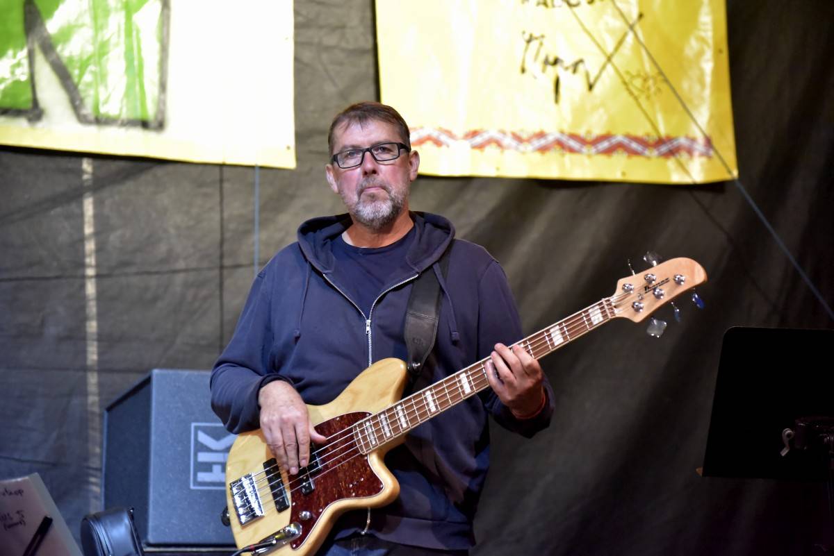 TrutnOFF přinesl do Brna spikleneckou atmosféru, zahráli Michal Prokop, Pražský výběr i Visací zámek