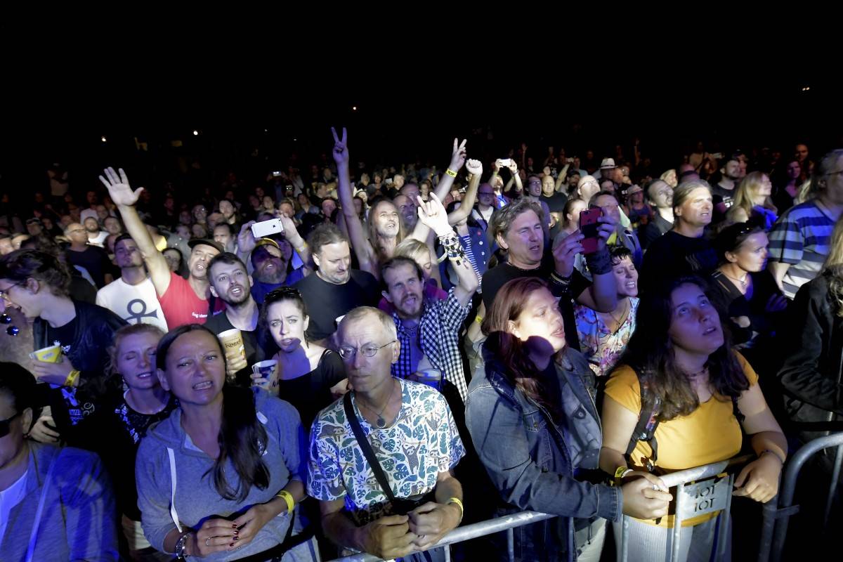 TrutnOFF přinesl do Brna spikleneckou atmosféru, zahráli Michal Prokop, Pražský výběr i Visací zámek