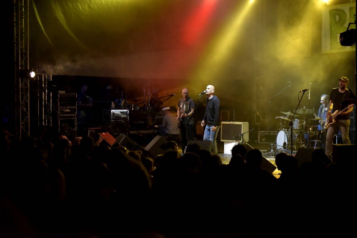 TrutnOFF přinesl do Brna spikleneckou atmosféru, zahráli Michal Prokop, Pražský výběr i Visací zámek